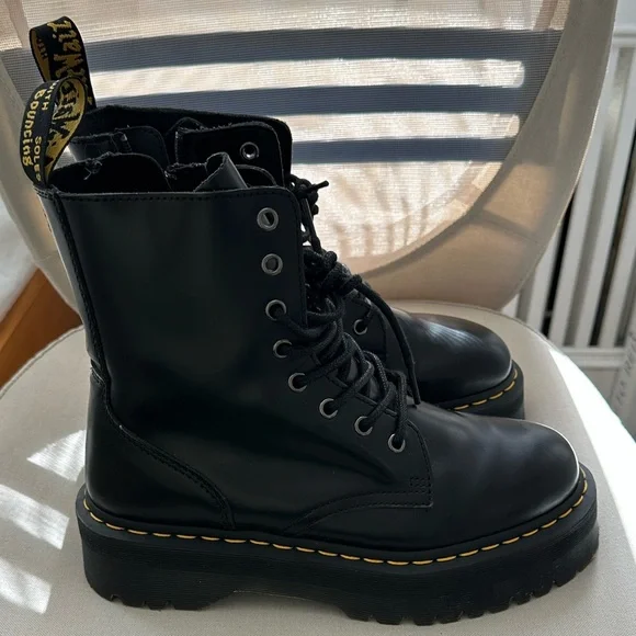 Dr. Martens Jadon Polished Black Boots - Picture 4 of 6